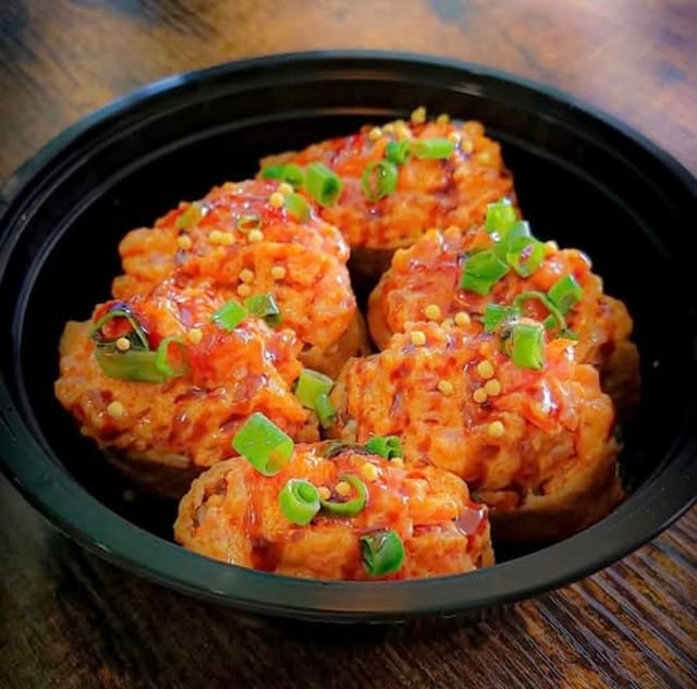 2pcs Spicy Ahi Bombs.